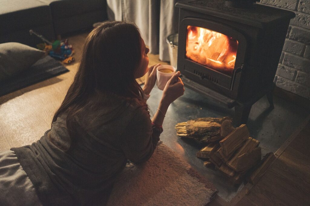 christmas wallpaper, woman, fireplace, coffee cup, mug, coffee, cozy, fire, warm, tea cup, winter, hot, cup, female, person, house, comfort, room, tea, holiday, christmas, lifestyle, season, comfortable, interior